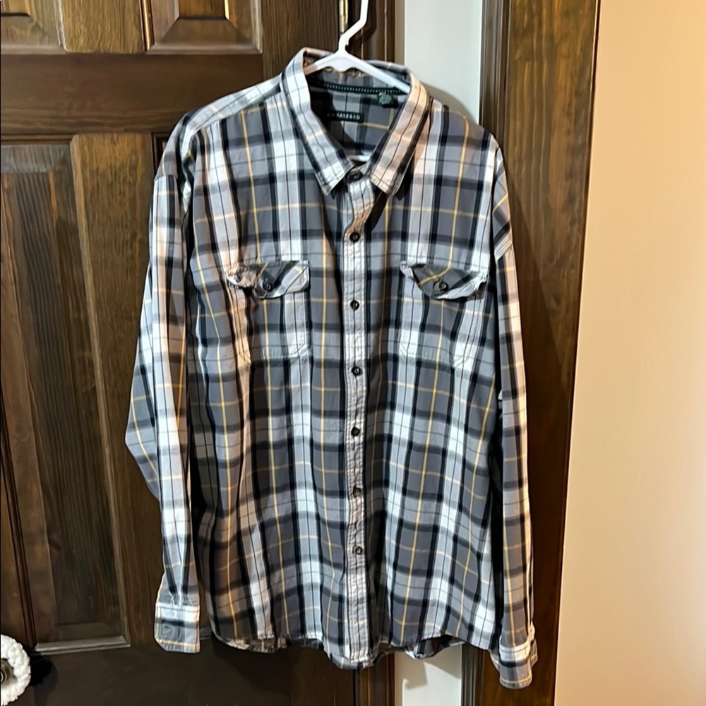 G.H. Bass & Co.Casual Button Down Shirt